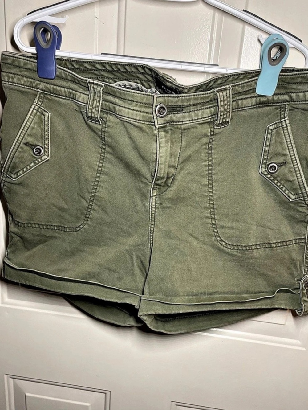 Torrid Olive Green Utility Cargo Shorts Cargo Shorts in Green Size 18
